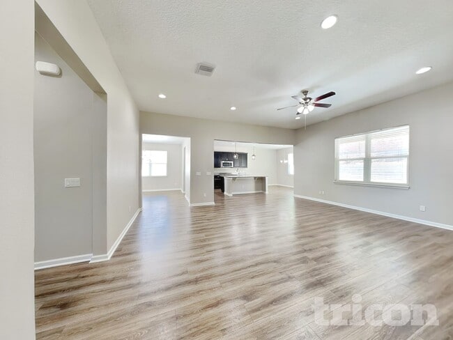 Photo - 3525 Chandler Estates Dr