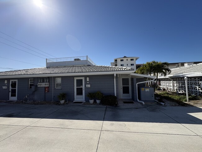 Photo - 1205 Tarpon Center Dr