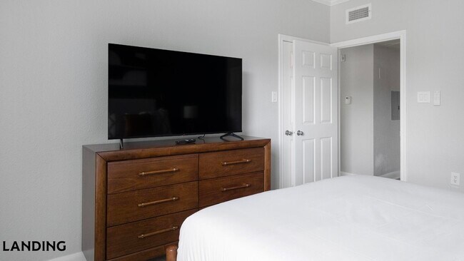 10990 West Rd Unit 501