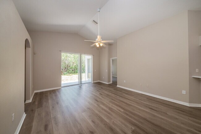 Photo - 1609 Carson White Ln