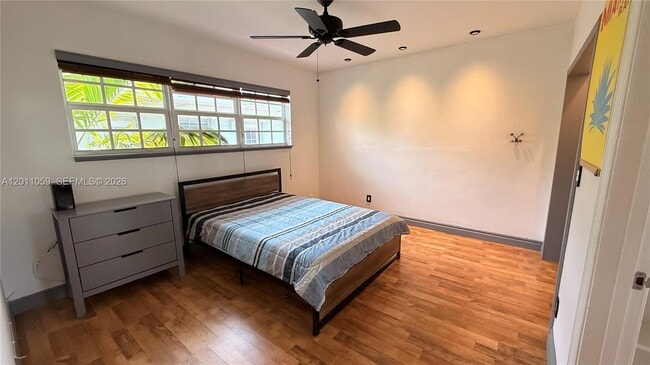 Photo - 8600 Byron Ave Unit 8600-8