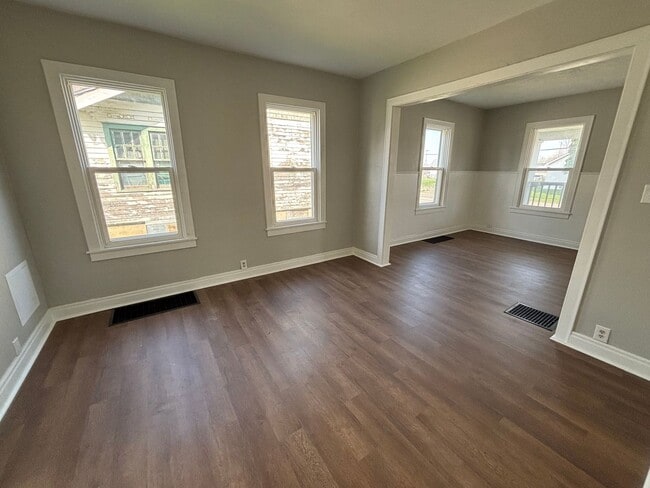 Photo - 3-bedroom, 1-bath house: $1050