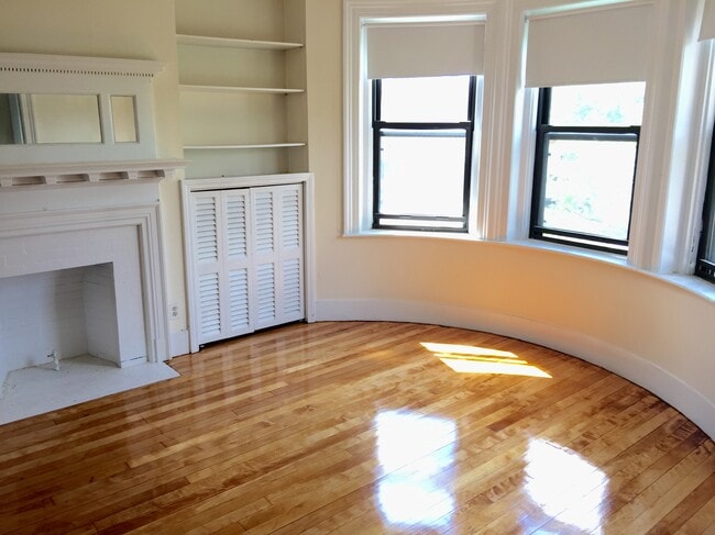 Photo - 23 Brighton Ave Unit 1