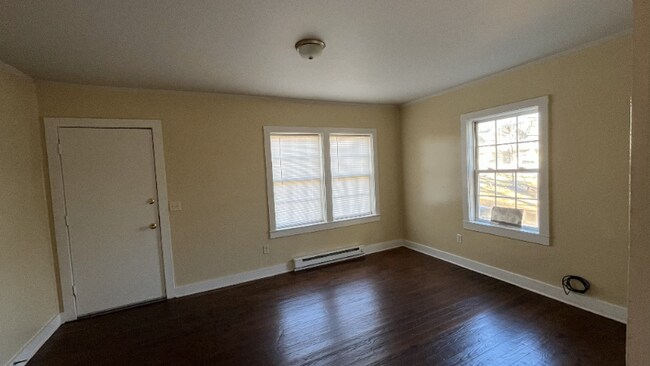 Photo - 2621Dr Dr Carver Rd