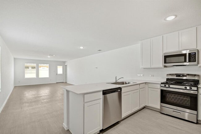 Photo - 2413 Legends Crk