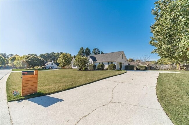 Photo - 231 Windermere Dr