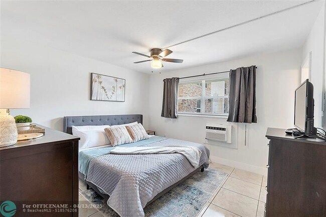 Photo - 3230 NE 13th St Unit 102