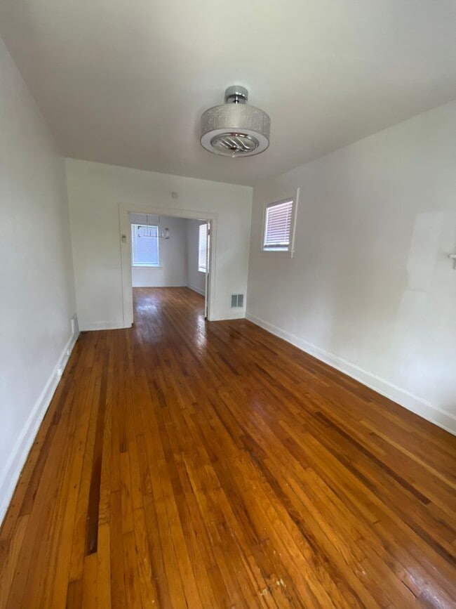 Photo - Charming 3 Bedroom Home!