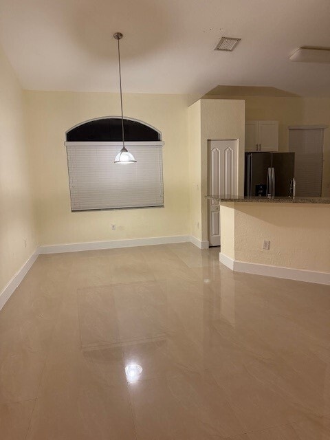 Photo - 2304 NE 37th Terrace