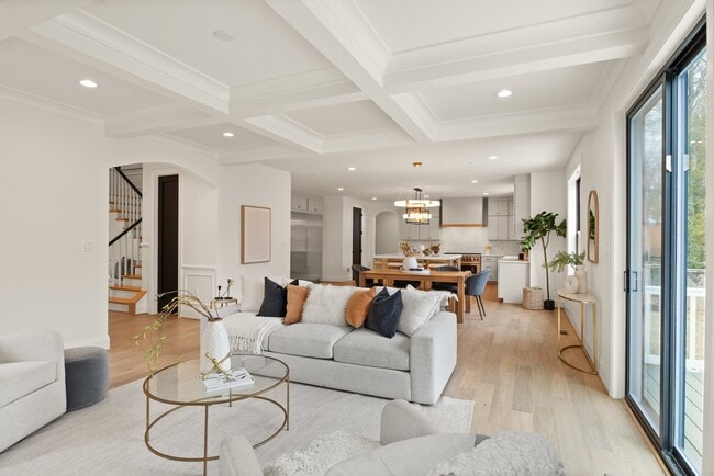 Photo - 8309 Loring Dr