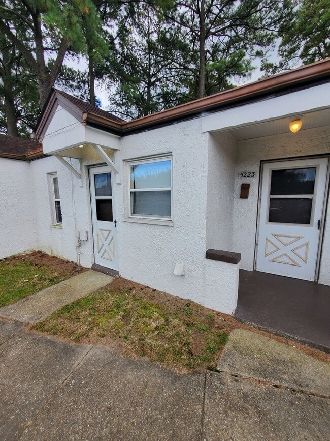 Photo - Elizabeth Park