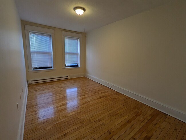 Photo - 1447 Dwight St Unidad 1L