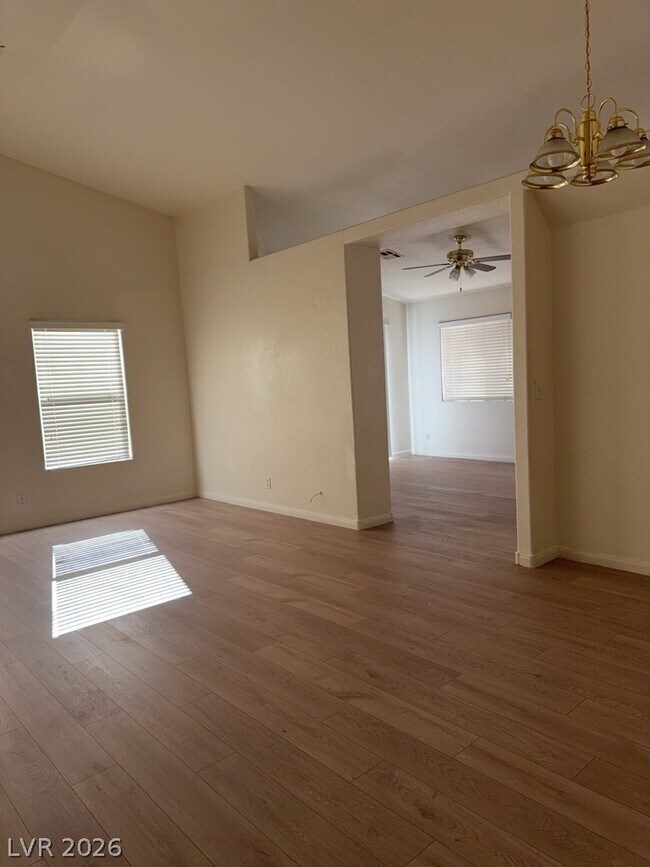 Photo - 208 Mazatlan St