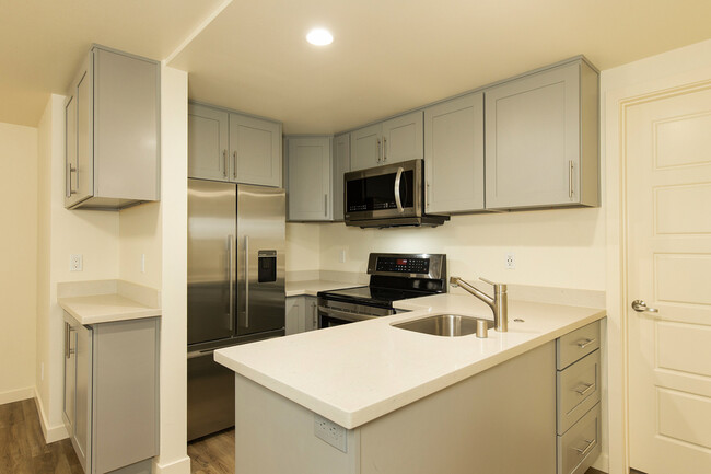 Modern Spacious 3 Bedroom, 2 Bath Apartmen... - Modern Spacious 3 Bedroom, 2 Bath Apartmen... Apartamento Unidad 2