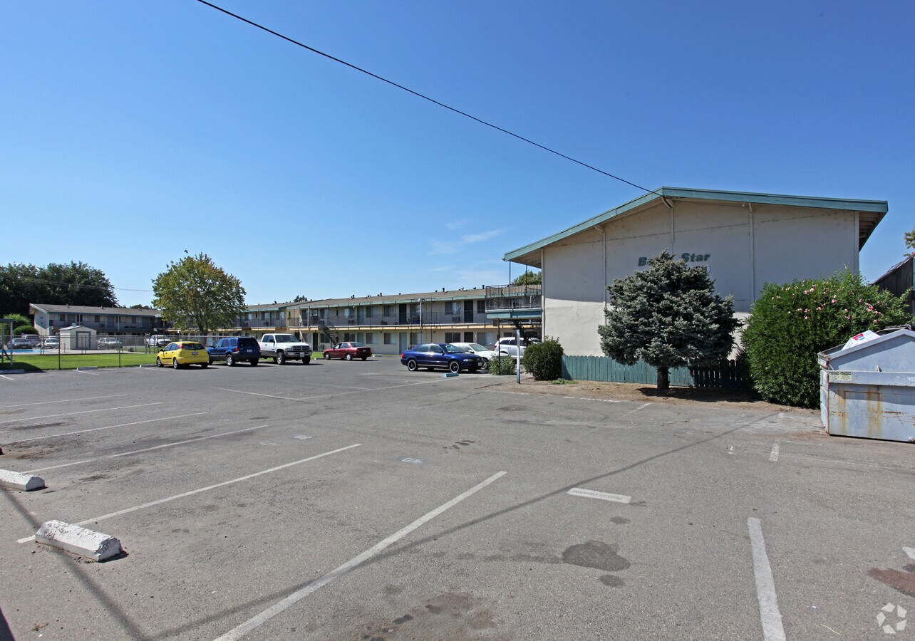 Beale Star Apartments - Beale Star Apartments