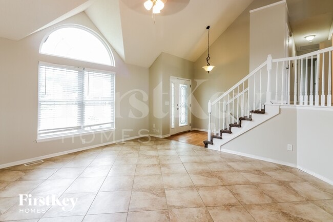 Photo - 208 High Point Ln