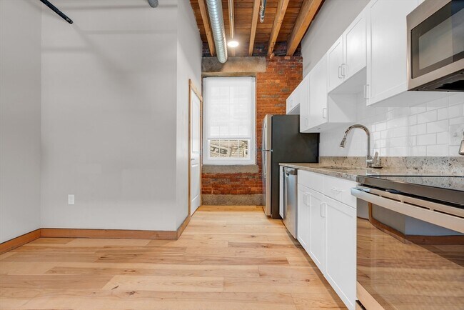 Photo - 58 13th St Unit 105