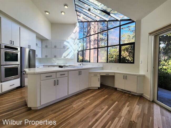 Photo - 3 br, 2.5 bath House - 40 Linda Vista