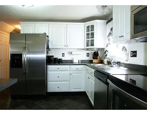 Photo - 196 Rosewell St