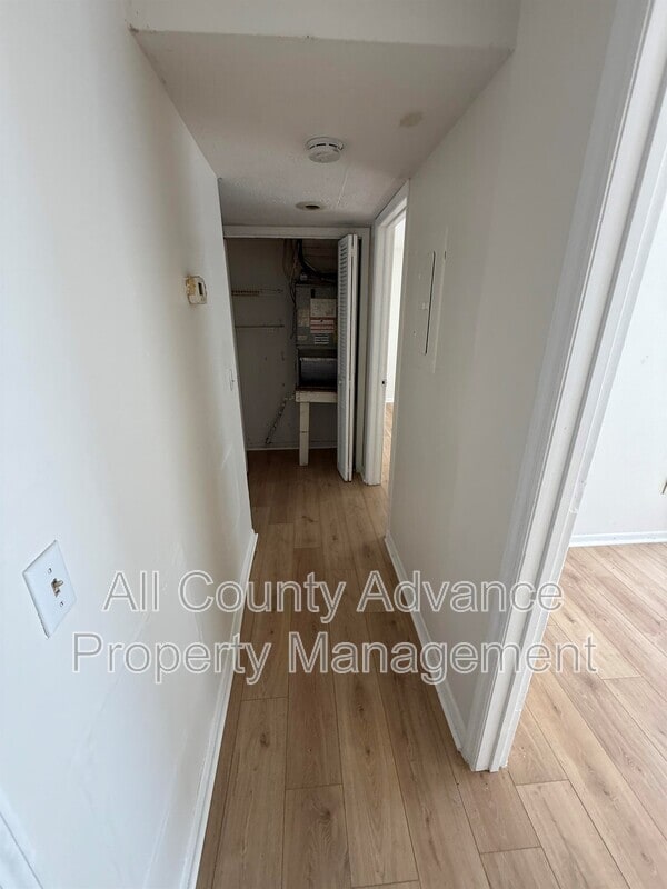 Photo - 4911 E Temple Heights Rd Unit B