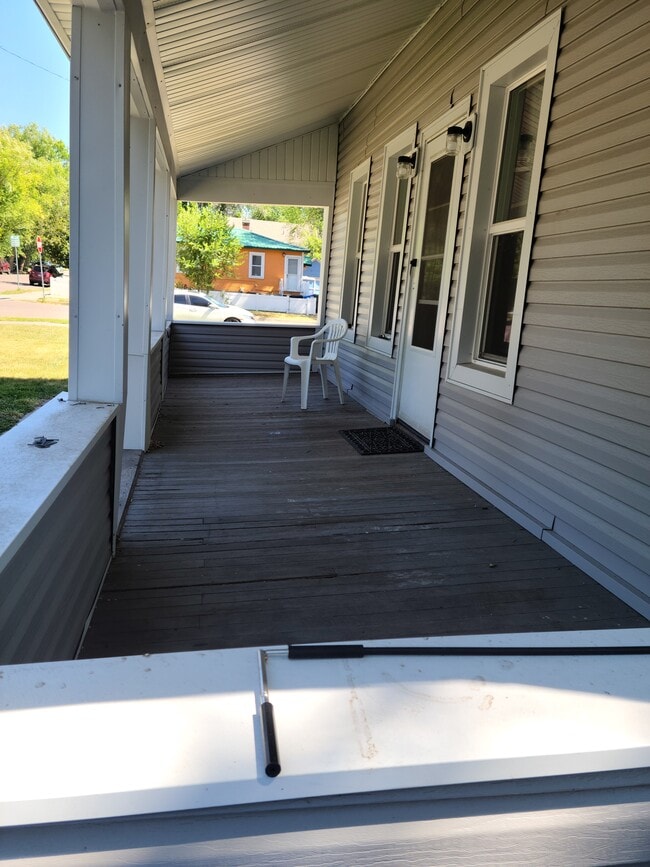 Photo - 345 S 9th Ave Unit #4