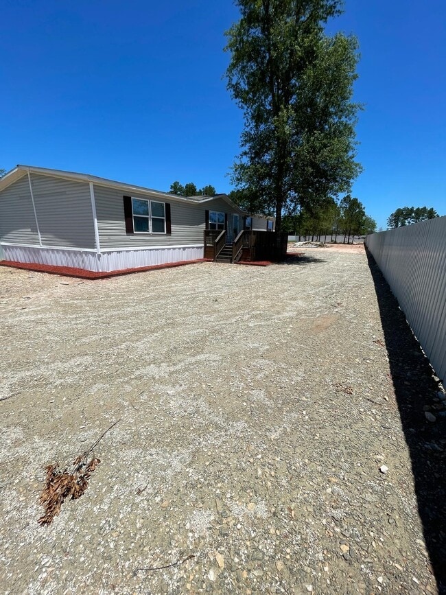 Building Photo - 72 Rd 5128