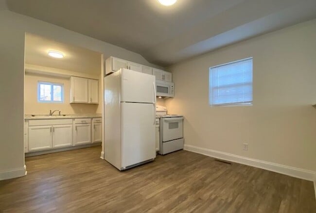 Photo - Updated 2 bed, 1 bath near uptown Kannapolis