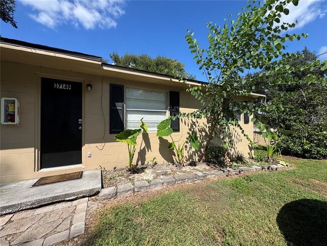 Building Photo - 37149 Marlu Ln