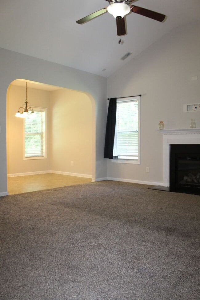 Photo - 107 Olde Mill Creek Dr