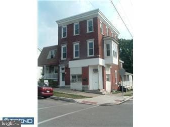 Building Photo - 248 E 5th Ave Rental