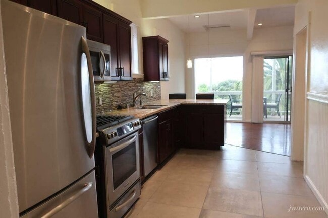 Building Photo - 445 Hoffman Ave Unit 445