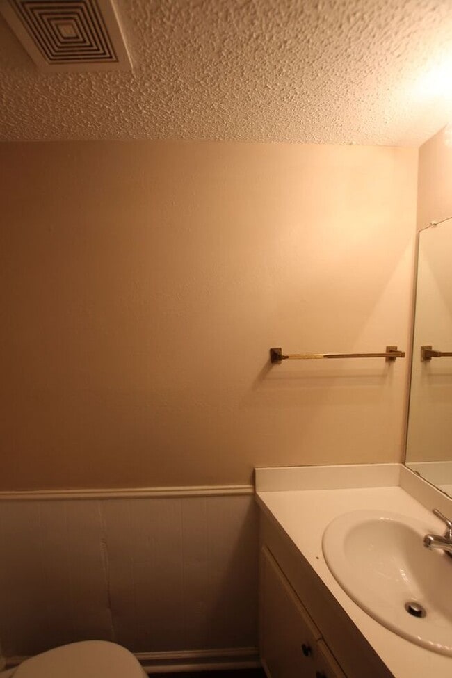 Photo - Beautiful 3 Bedroom, 2.5 Bath Townhome in Tyler – Available!