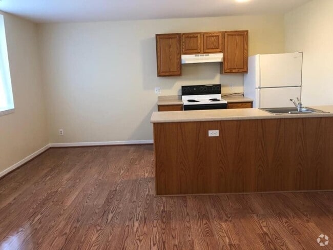 Building Photo - 420 North St Rental
