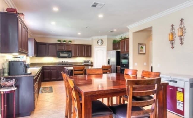 Building Photo - 13668 Amberview Pl Unit 2-2