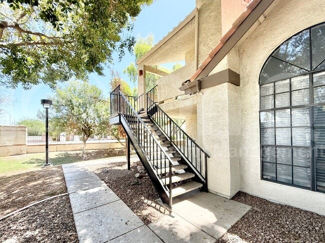 Photo - 2333 E Southern Ave Townhome
