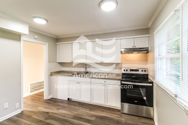 Photo - 605 Westview Dr