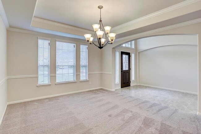 2931 Oakdale Landing Ct