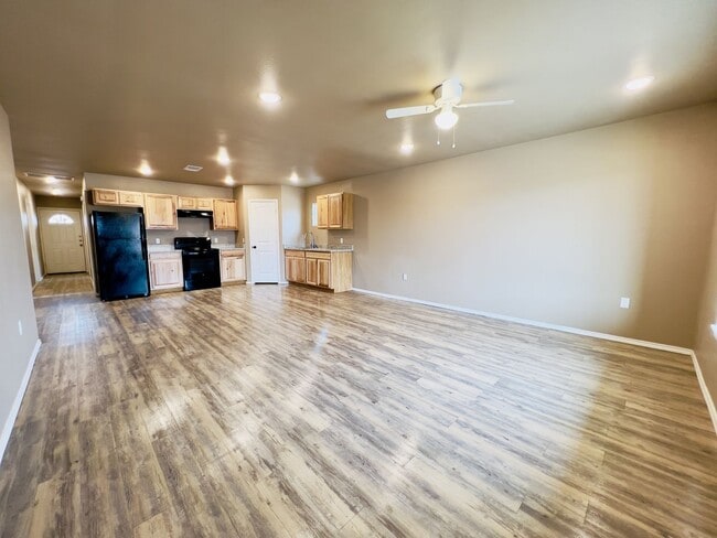 Cozy 3 bedroom Home - Cozy 3 bedroom Home