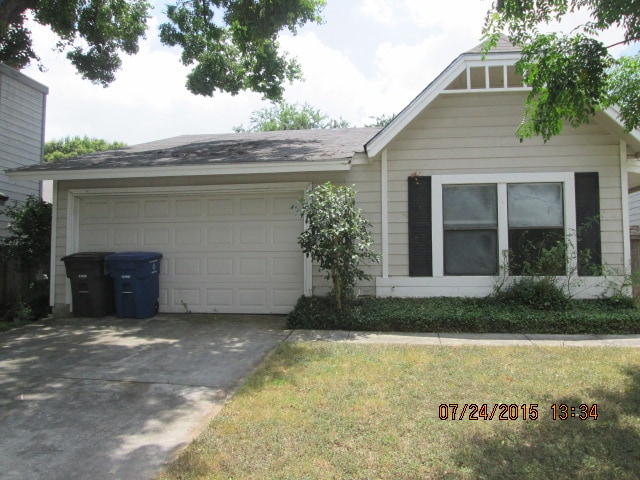 Photo - 3932 Heritage Hill Dr House