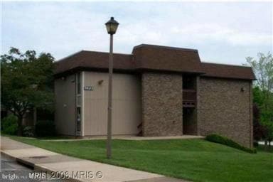 Building Photo - 5823 Royal Ridge Dr Unit D