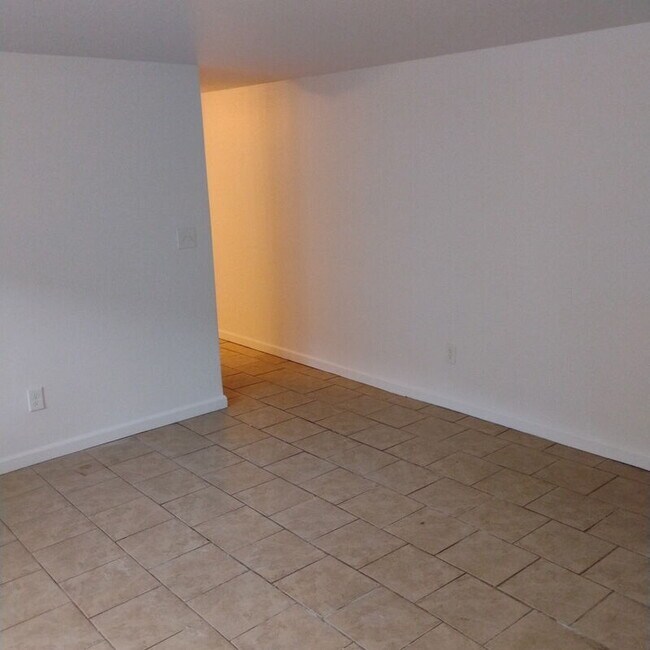 Photo - 190-192 S Allen Street - 6