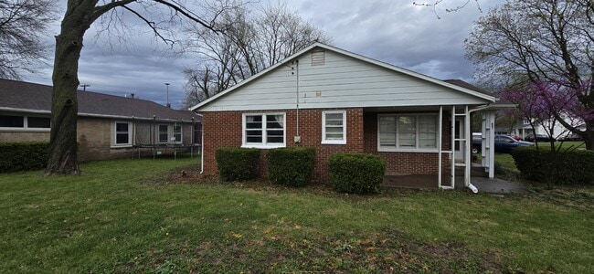 Photo - 801 N Ohio St