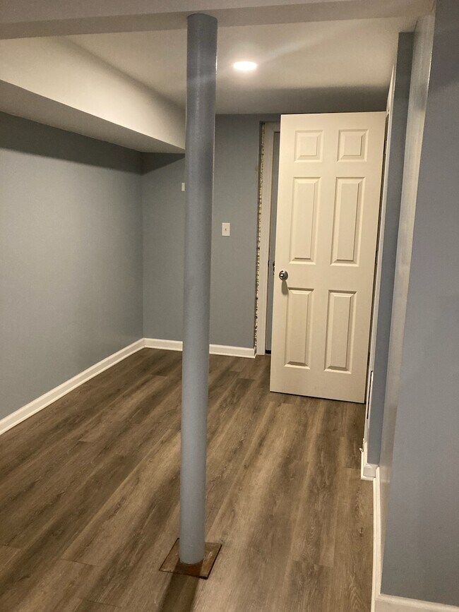 Photo - 2743 W 62nd St Unit Garden