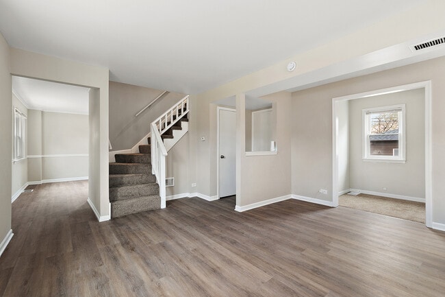 Photo - 14434 S Edbrooke Ave