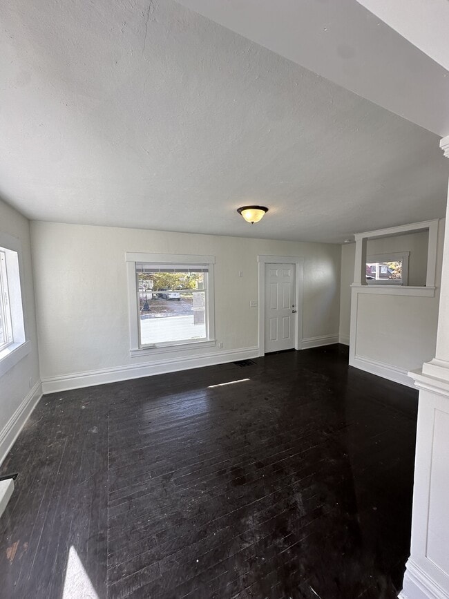 Photo - 1023 Bement St