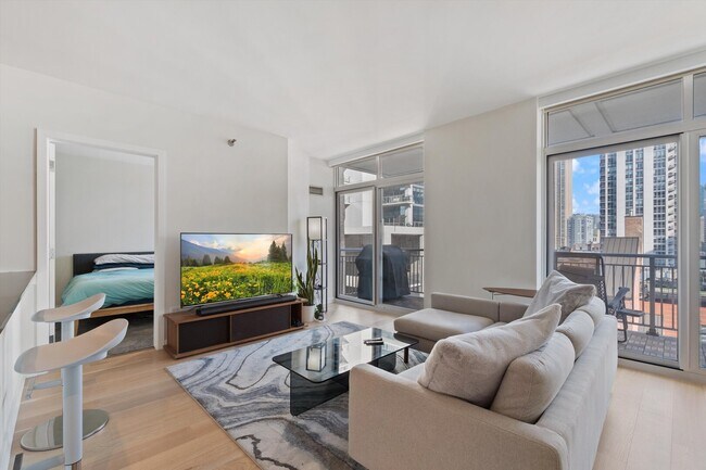 Photo - 330 W Grand Ave