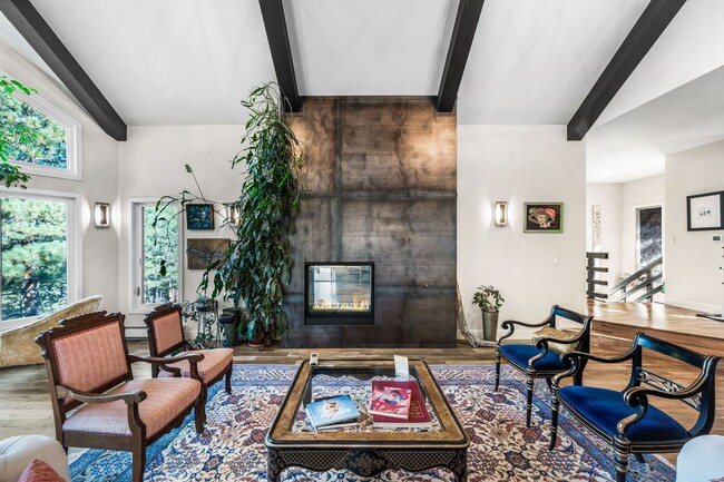 2339 Bitterroot Ln