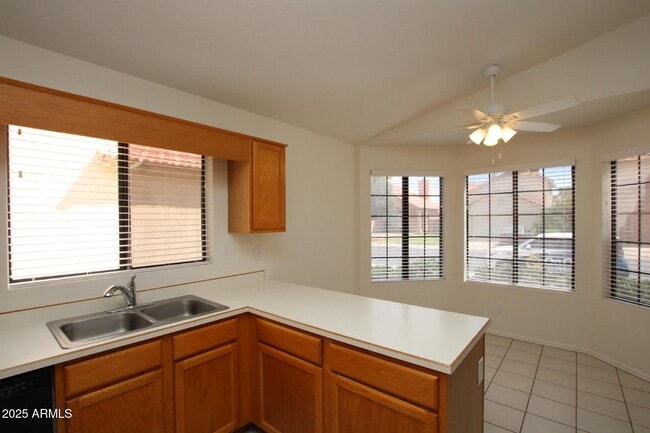 Photo - 4520 E Wildwood Dr