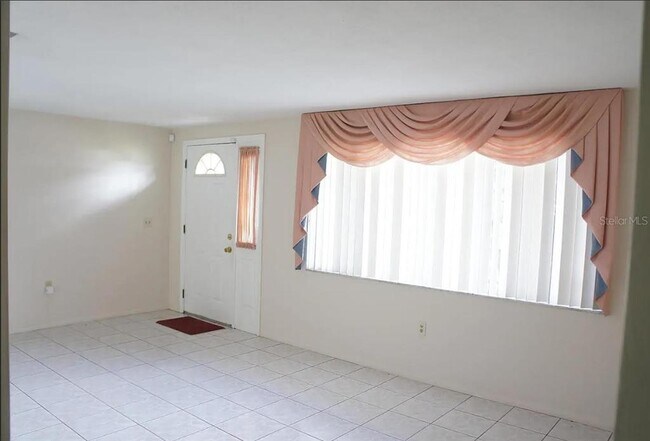 Photo - 7608 Camelot Rd