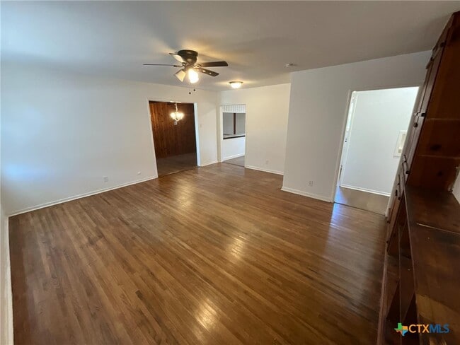 Photo - 1004 Lawndale Ave